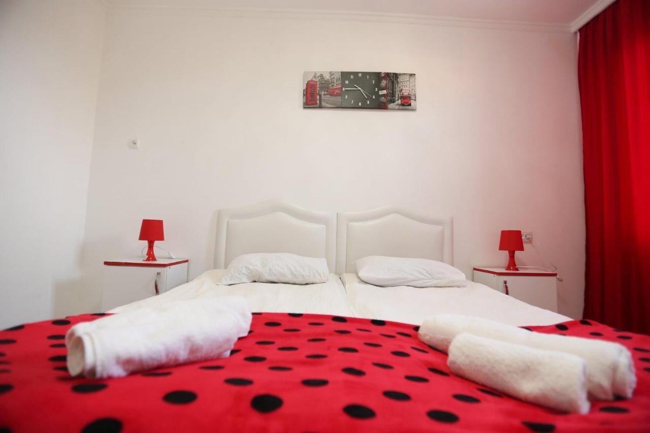 Theodora Hotel Ureki Esterno foto