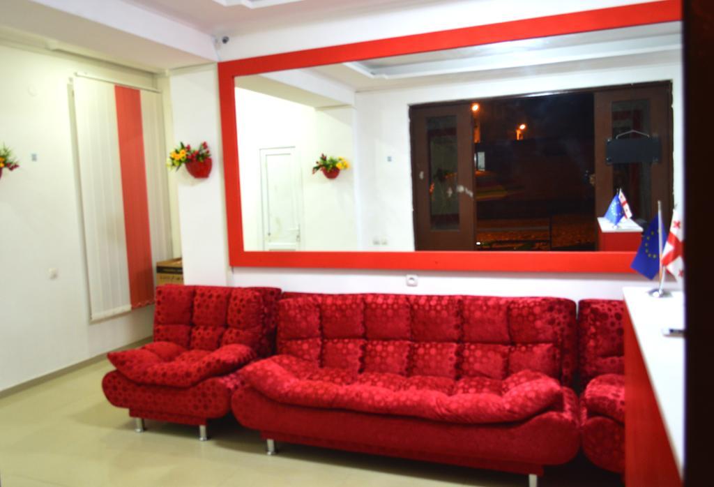 Theodora Hotel Ureki Esterno foto